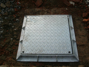 manhole cove checkered plate